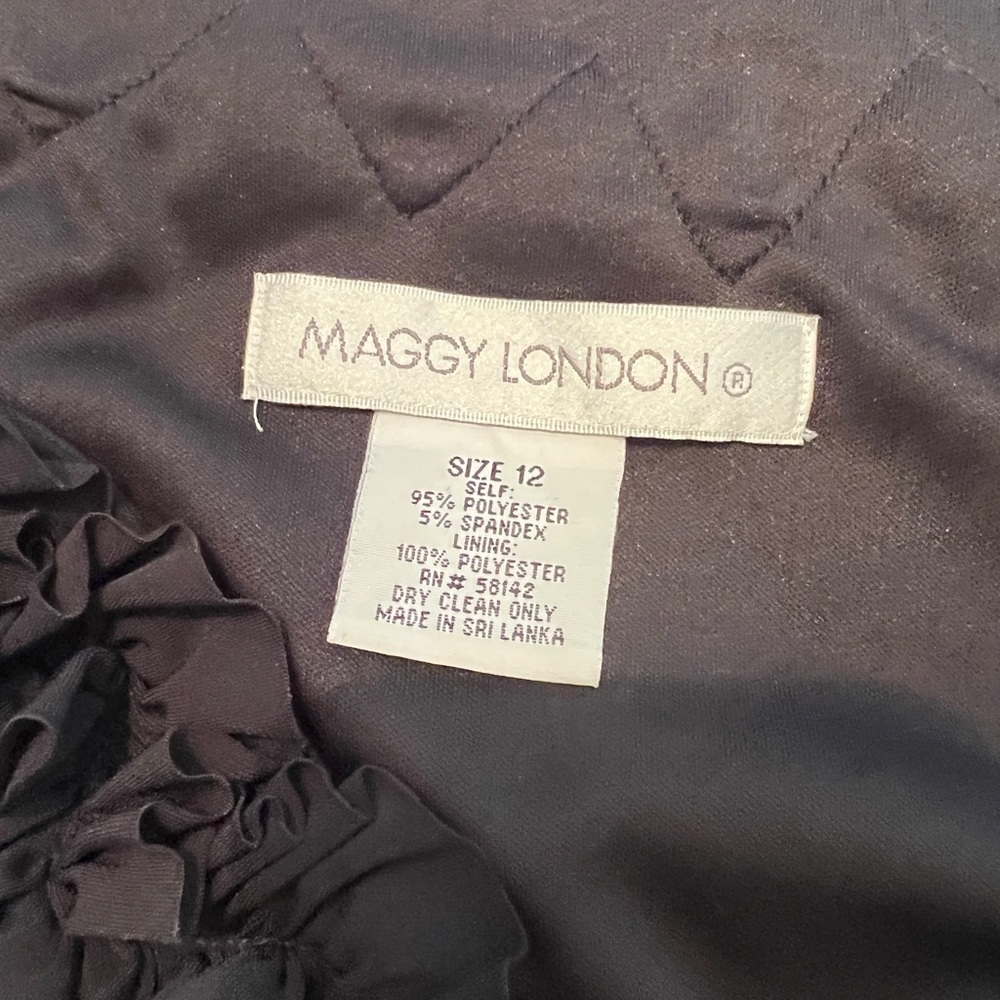 Maggie London Sleeveless Dress- Size 12 - Picture 8 of 9